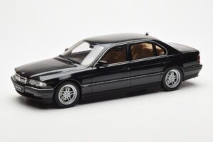 BMW 750iL E38 Črn Otto 1:18