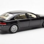 BMW 760Li E66 Črn Kyosho 1:18 - image 3 of 9