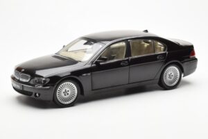 BMW 760Li E66 Črn Kyosho 1:18