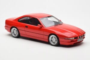 BMW 850 CSi E31 Rdeč Otto 1:18 OT158 Smola – slika 4 od 6