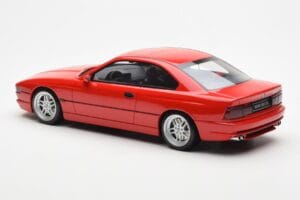 BMW 850 CSi E31 Rdeč Otto 1:18 OT158 Smola – slika 5 od 6