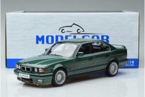 BMW Alpina B10 4.6 E34 Zelen MCG 1:18 MCG18229 Kovina – slika 6 od 6