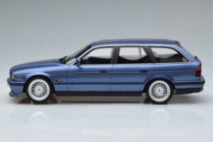 BMW Alpina B10 E34 4.0 Touring Moder Otto 1:18 OT944 Smola – slika 3 od 6