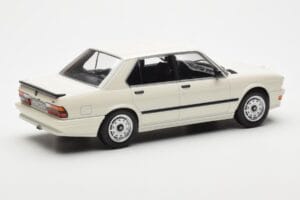 BMW M535i E28 Bel Norev 1:18 183260 Kovina – slika 2 od 6