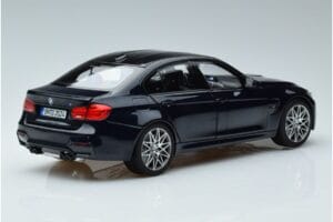 BMW M3 F80 Competition Moder Norev 1:18 183236 Kovina – slika 3 od 7