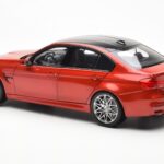 BMW M3 Competition F80 Sakhir Oranžna Norev 1:18 - image 7 of 8
