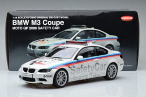BMW M3 E92 MotoGP Safety Car 2008 Kyosho 1:18 08736GP Kovina – slika 7 od 7