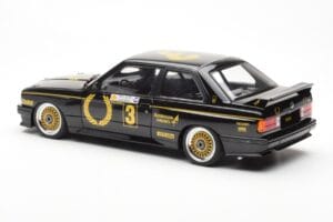 BMW M3 E30 #3 J. Richards Austrian Airlines ATCC 1987 AUTOart 1:18 88745 Kovina – slika 7 od 8