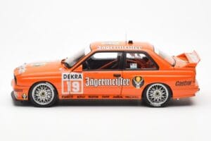 BMW M3 E30 #19 A. Hahne Jägermeister DTM 1992 AUTOart 1:18 89248 Kovina – slika 4 od 8