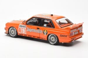 BMW M3 E30 #19 A. Hahne Jägermeister DTM 1992 AUTOart 1:18 89248 Kovina – slika 7 od 8