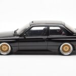 BMW M3 E30 Sport Evolution Črna Custom Wheels AUTOart 1:18 - image 4 of 8