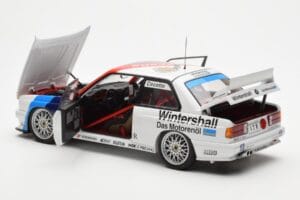 BMW M3 E30 #3 J. Cecotto Warsteiner DTM 1991 AUTOart 1:18 89145 Kovina – slika 5 od 8