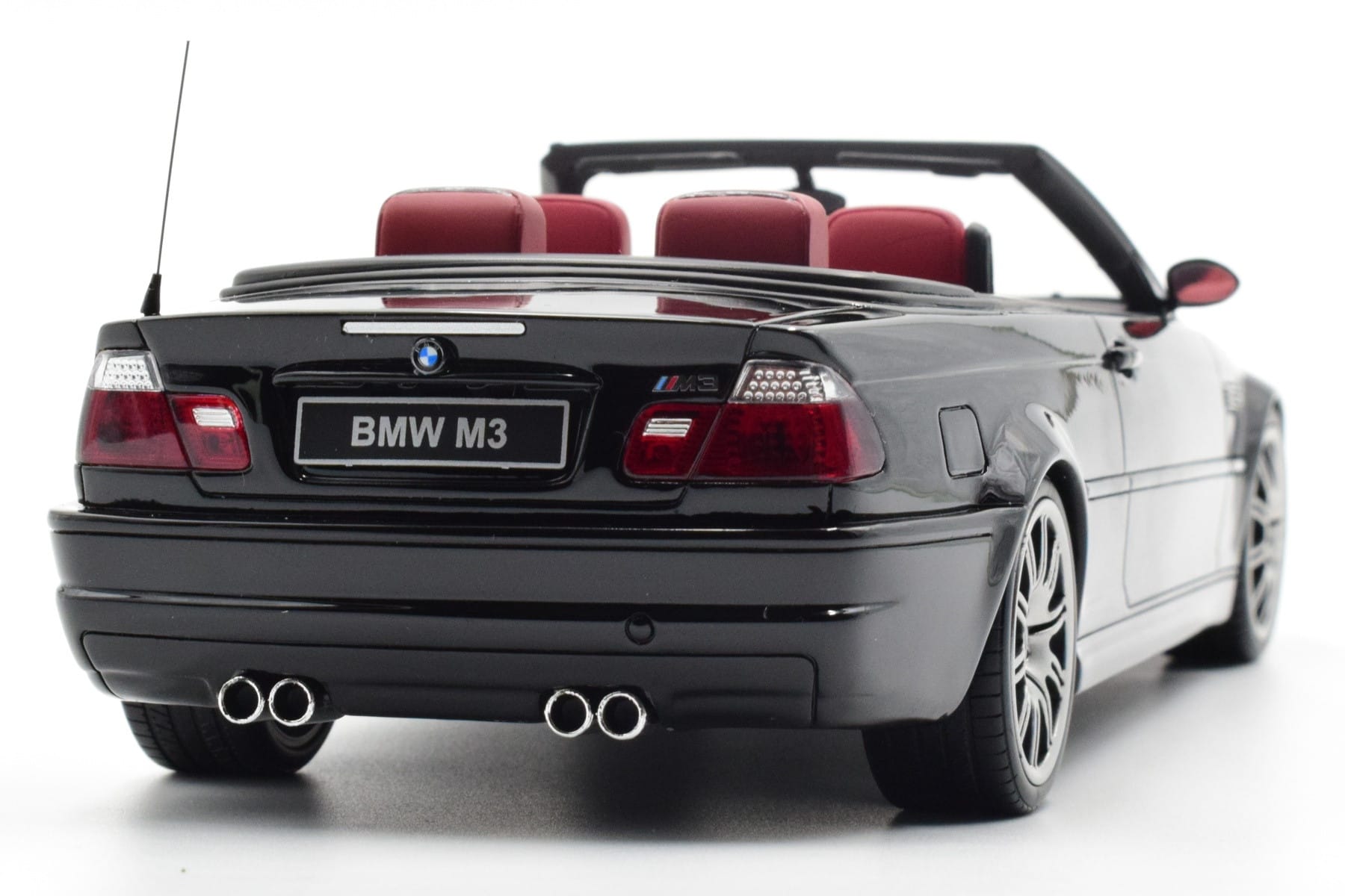 BMW M3 E46 Kabriolet Črn Otto 1:18 OT380 Smola – slika 7 od 9