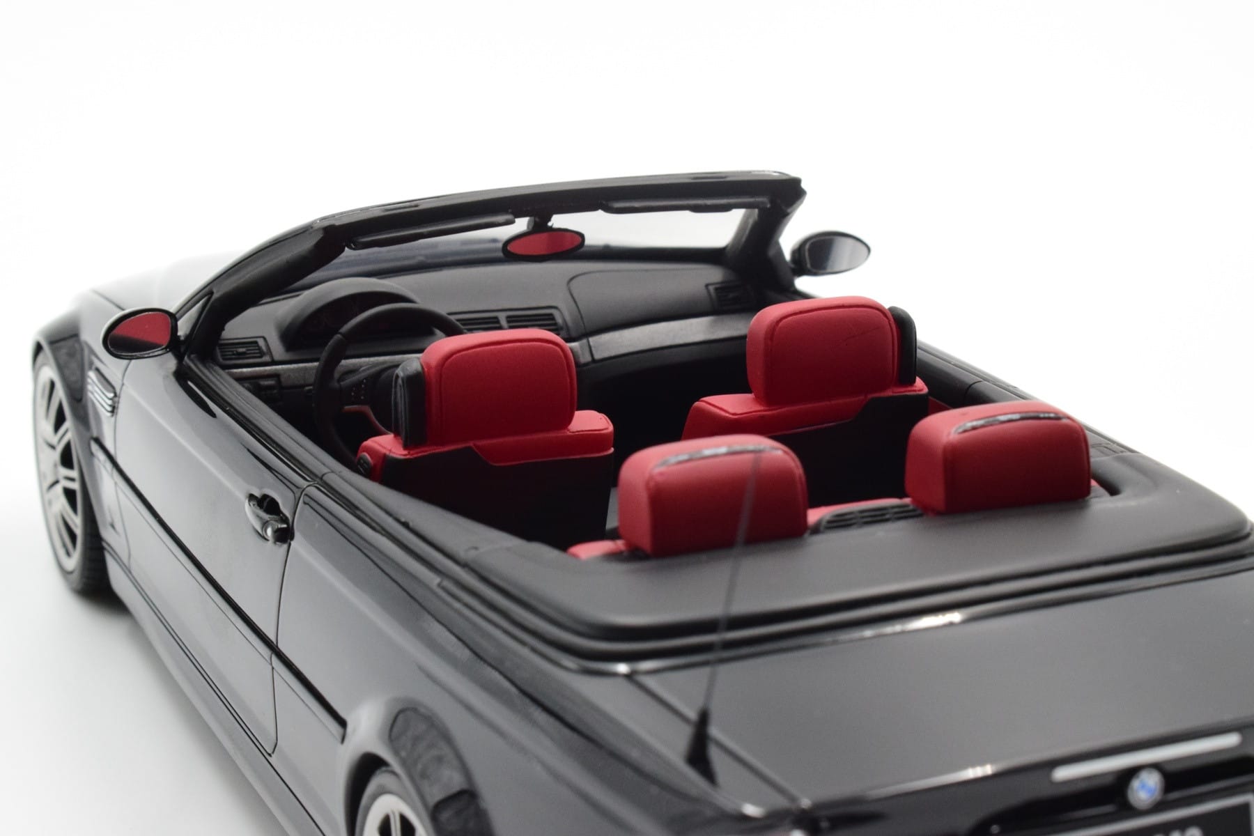 BMW M3 E46 Kabriolet Črn Otto 1:18 OT380 Smola – slika 8 od 9