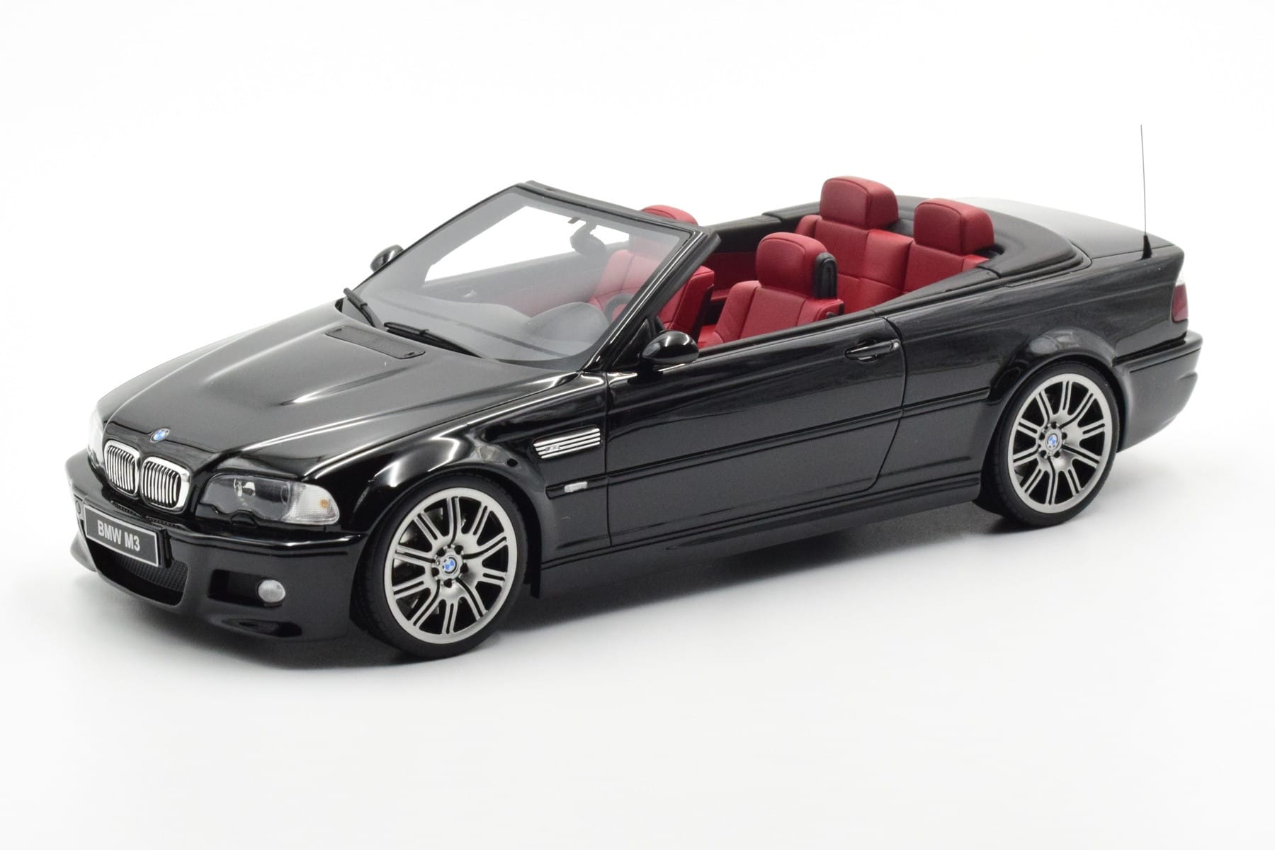 BMW M3 E46 Kabriolet Črn Otto 1:18 OT380 Smola