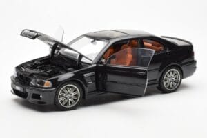 BMW M3 E46 Črna AUTOart 1:18 70541 Kovina – slika 2 od 8