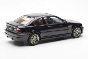 BMW M3 E46 Črna AUTOart 1:18 70541 Kovina – slika 3 od 8