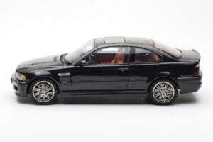 BMW M3 E46 Črna AUTOart 1:18 70541 Kovina – slika 4 od 8