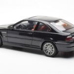 BMW M3 E46 Črna AUTOart 1:18 - image 7 of 8