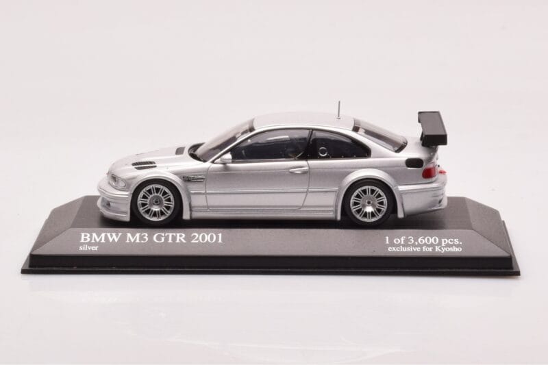 BMW M3 E46 GTR Street Srebrna Minichamps 1:43