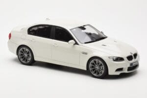 BMW M3 E90 Sedan Bel GT Spirit 1:18 GT053 Smola – slika 4 od 6