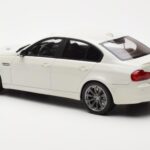 BMW M3 E90 Sedan Bel GT Spirit 1:18 - image 5 of 6