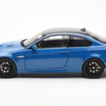 BMW M3 E92 Laguna Seca Blue Kyosho 1:18 - image 4 of 8