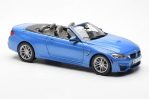 BMW M4 F83 Kabriolet Yas Marina Modra Paragon 1:18 80432339612 Kovina – slika 6 od 8