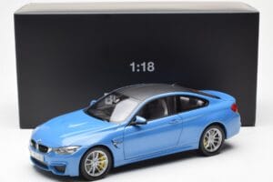 BMW M4 F82 Yas Marina Modra Paragon 1:18 PA-97102 Kovina – slika 8 od 8