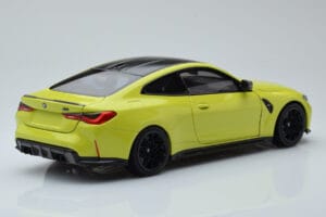 BMW M4 G82 Rumen Dealerska Izdaja Minichamps 1:18 80435A51949 Kovina – slika 3 od 8