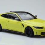 BMW M4 G82 Rumen Dealerska Izdaja Minichamps 1:18 - image 6 of 8