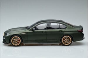 BMW M5 F90 CS GT Spirit 1:18 GT372 Smola – slika 3 od 6