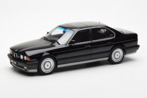 BMW M5 E34 Črn Otto 1:18
