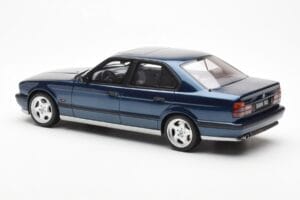 BMW M5 E34 Modra Metallic Otto 1:18 OT576 Smola – slika 5 od 6