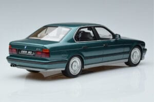 BMW M5 E34 Cecotto Edition Zelen Otto 1:18 OT968 Smola – slika 2 od 6