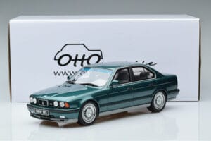 BMW M5 E34 Cecotto Edition Zelen Otto 1:18 OT968 Smola – slika 6 od 6