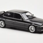 BMW M5 E34 Hartge H5 V12 Diamond Črn Metallic Otto 1:18 - image 4 of 6