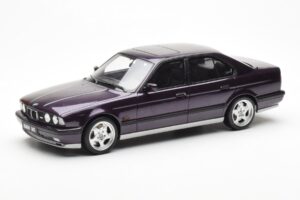 BMW M5 E34 Vijoličen Otto 1:18