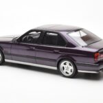 BMW M5 E34 Vijoličen Otto 1:18 - image 5 of 6