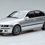 BMW M5 E39 Srebrn Otto 1:18