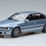 BMW M5 E39 Silverwater Modra Otto 1:18