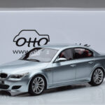 BMW M5 E60 Srebrn Otto 1:18 - image 6 of 6