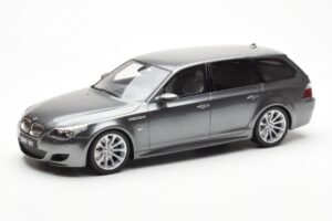 BMW M5 E61 Touring Siv Otto 1:18