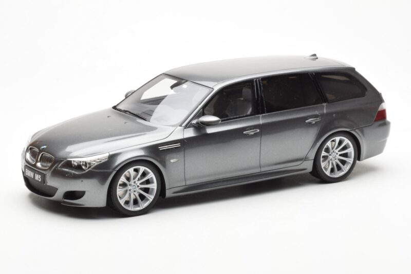 BMW M5 E61 Touring Siv Otto 1:18