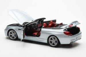 BMW M6 F12 Kabriolet Silverstone Srebrn II Paragon 1:18 80432253656 Kovina – slika 5 od 8