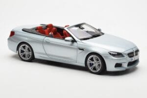 BMW M6 F12 Kabriolet Silverstone Srebrn II Paragon 1:18 80432253656 Kovina – slika 6 od 8