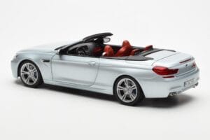 BMW M6 F12 Kabriolet Silverstone Srebrn II Paragon 1:18 80432253656 Kovina – slika 7 od 8