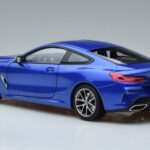 BMW M850i G15 Modra Metalik Norev 1:18 183286 Kovina - image 6 of 7