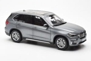 BMW X5 F15 Space Siv Paragon 1:18 80432318988 Kovina – slika 6 od 8