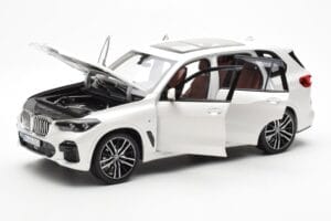 BMW X5 G05 Bel Paragon 1:18 80432450996 Kovina – slika 2 od 8
